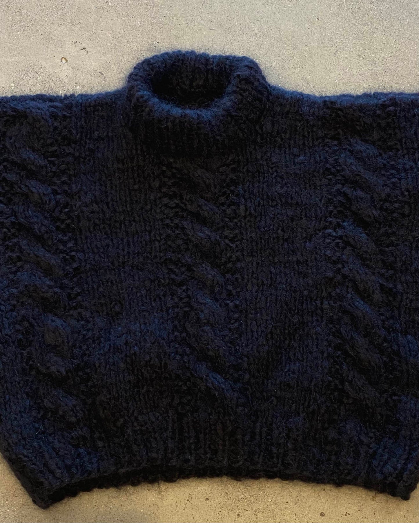 Raffaella Jumper in Black Cable