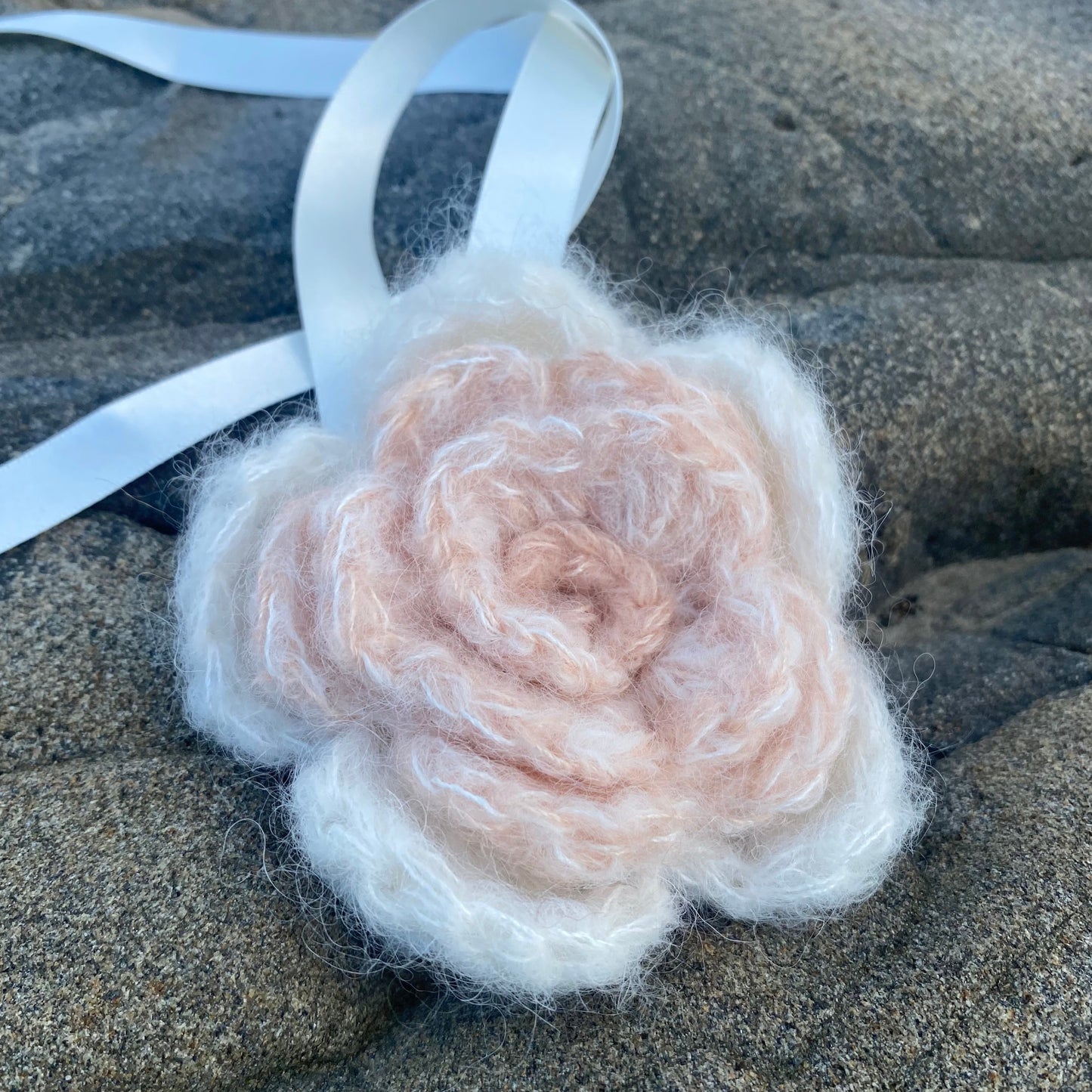 La Rosa Necklace